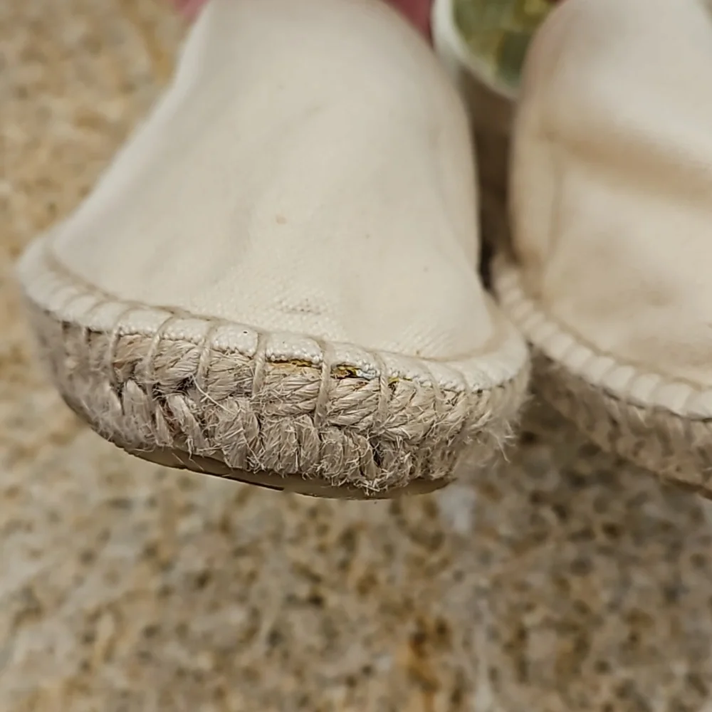 NEW Ubuntu Women’s Handmade Canvas Espadrille Slip On Shoes Size 7